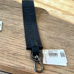 Lululemon Never Lost Keychain - classic black on black